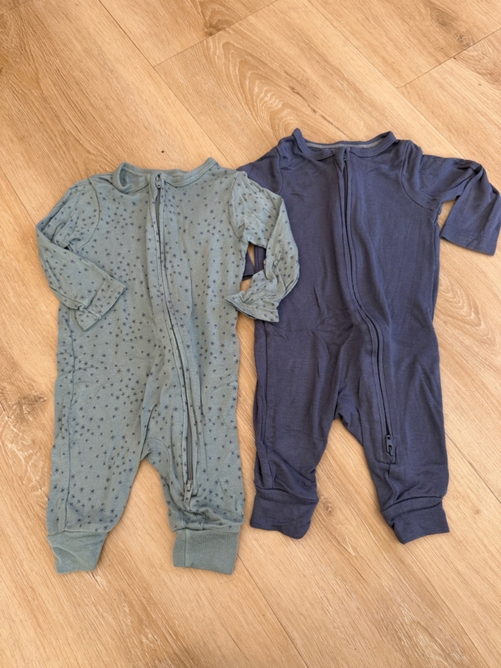 cloud island Two-Pack Zipper Footies in Teal Green and Navy
